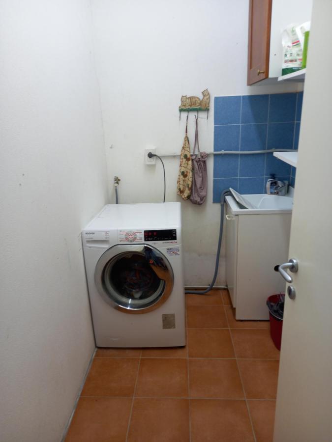 Casa Vacanze Tana Della Volpe 이스프라 외부 사진
