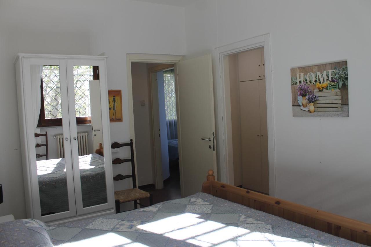 Casa Vacanze Tana Della Volpe 이스프라 외부 사진
