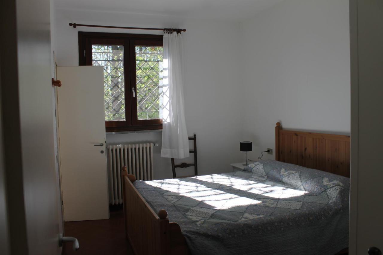 Casa Vacanze Tana Della Volpe 이스프라 외부 사진